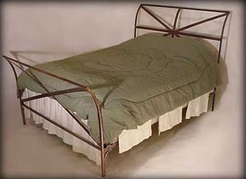 colonial bed